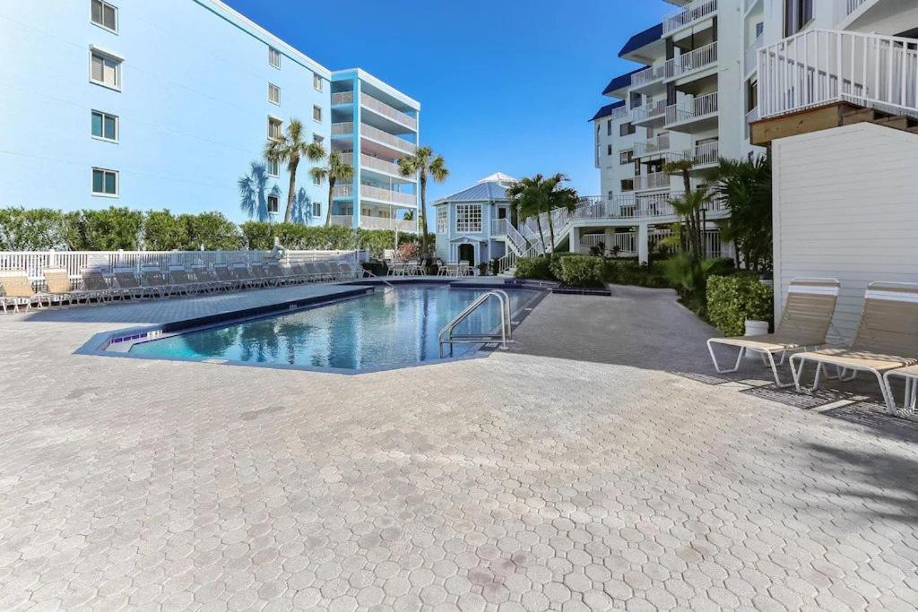 Beach Palms- Unit 102 Clearwater Beach Bagian luar foto