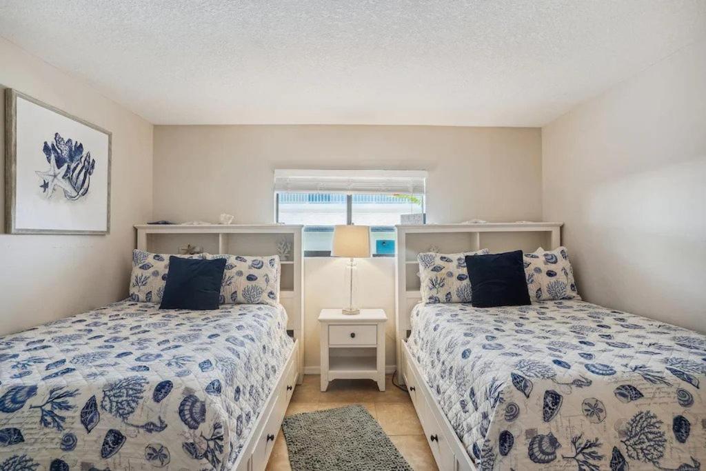 Beach Palms- Unit 102 Clearwater Beach Bagian luar foto
